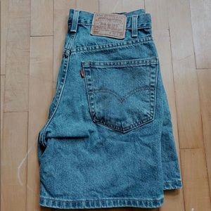 Vintage Levi’s denim shorts